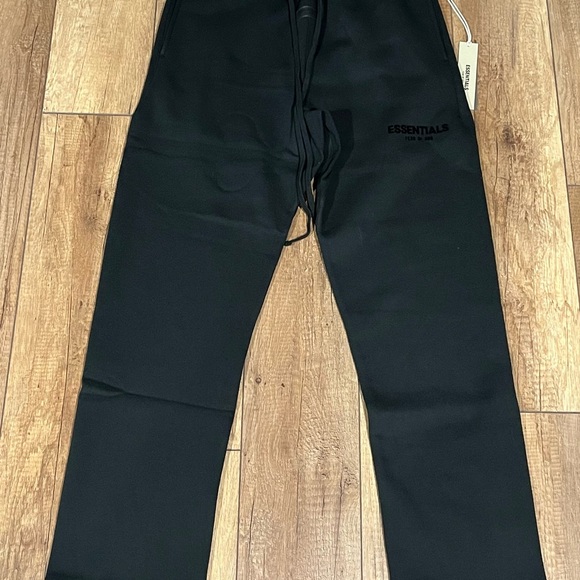Essentials Fear of God Stretch Limo Black Hoodie and Sweatpants Set - Picture 7 of 16